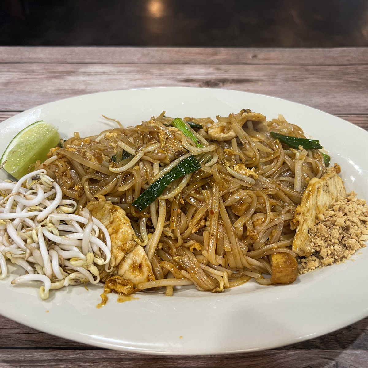pad-thai-near-me-thai-restaurant-in-denton-tx-royal-yum